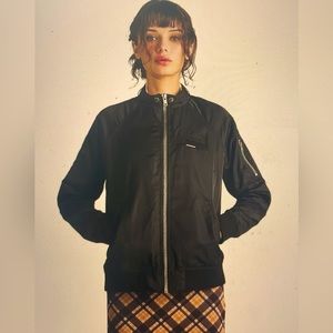 🖤 Members Only Women’s Iconic Boyfriend Jacket 🖤